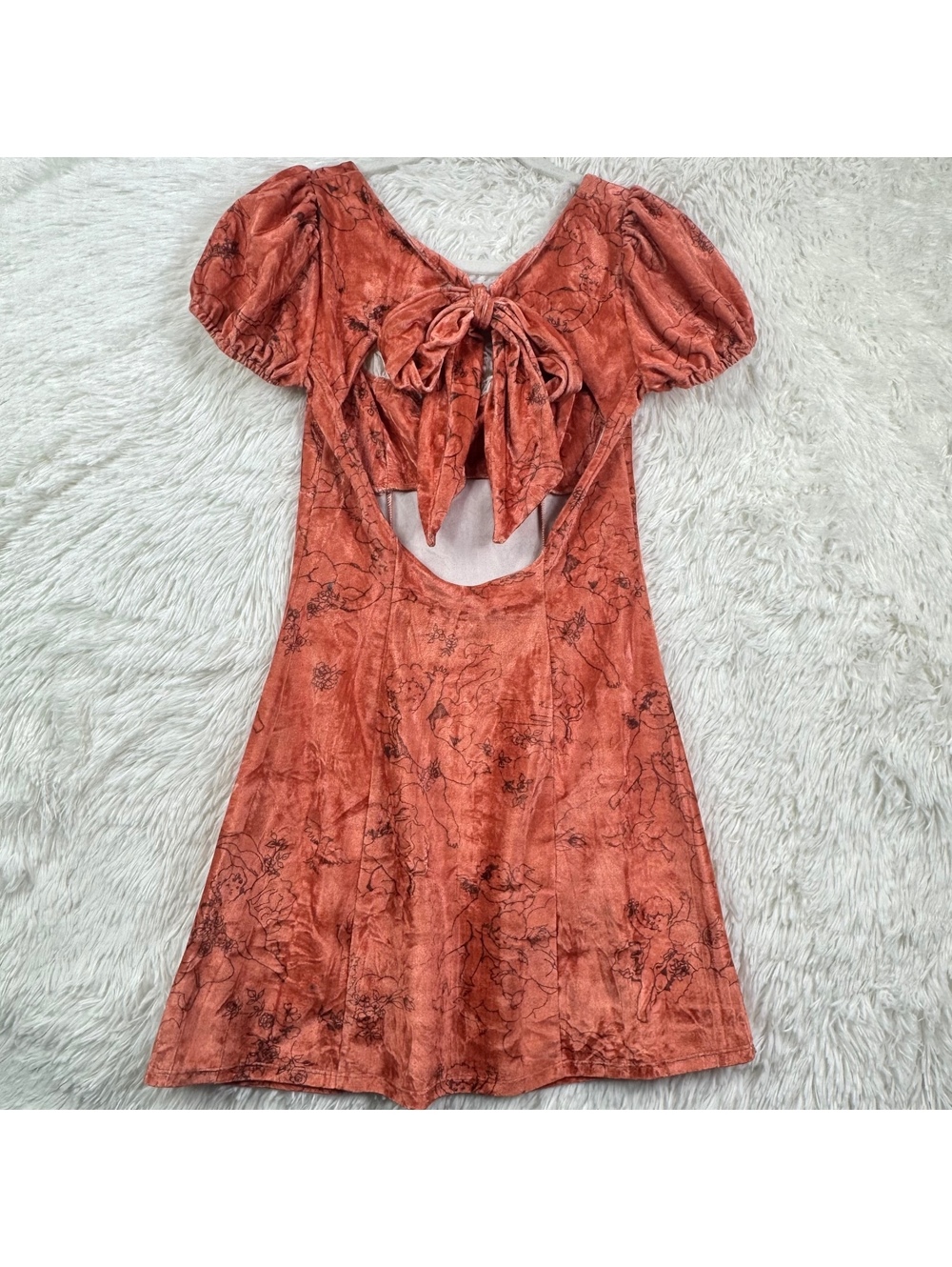 Kimchi Blue Jill Velvet Cherub Mini Dress S NWOT - Picture 2 of 10